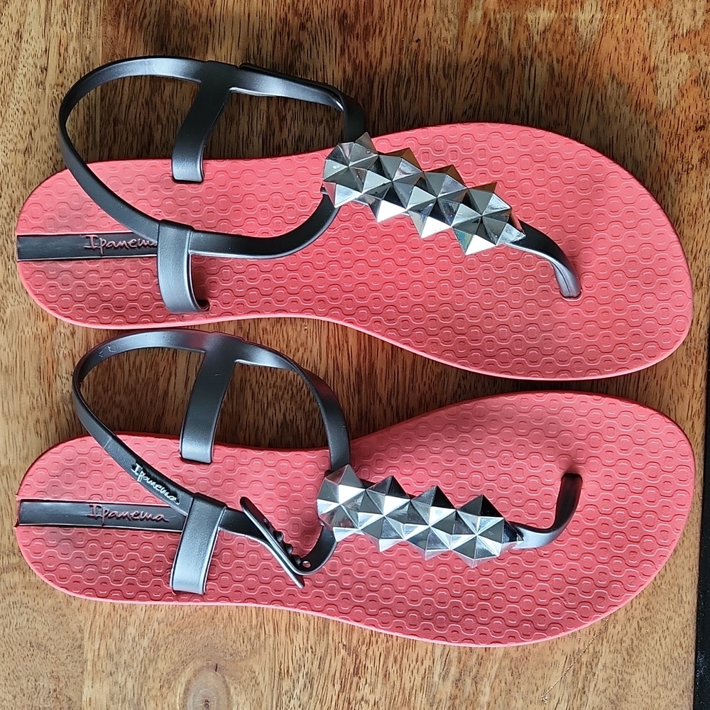 IPENEMA Sandals